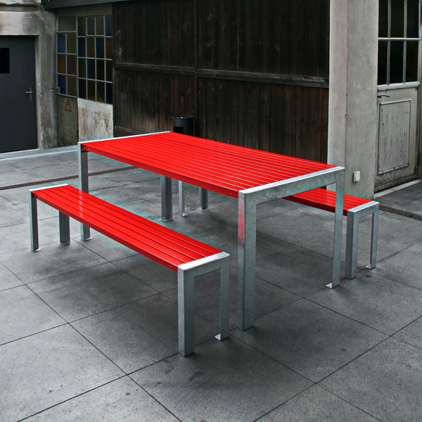 Gartentisch Modell Terrasse Garnitur - Metall Werk Zürich AG