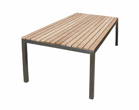 Gartentisch mit Holzlatten