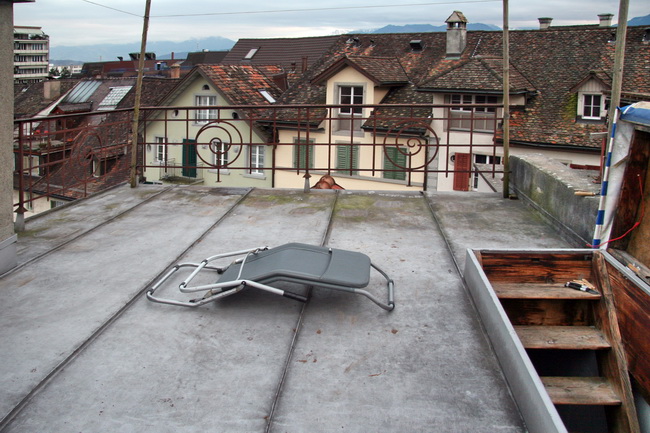 Dachterrasse noch mit altem Geländer