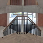 Geländer im Treppenhaus Schulanlage Halden in Opfikon