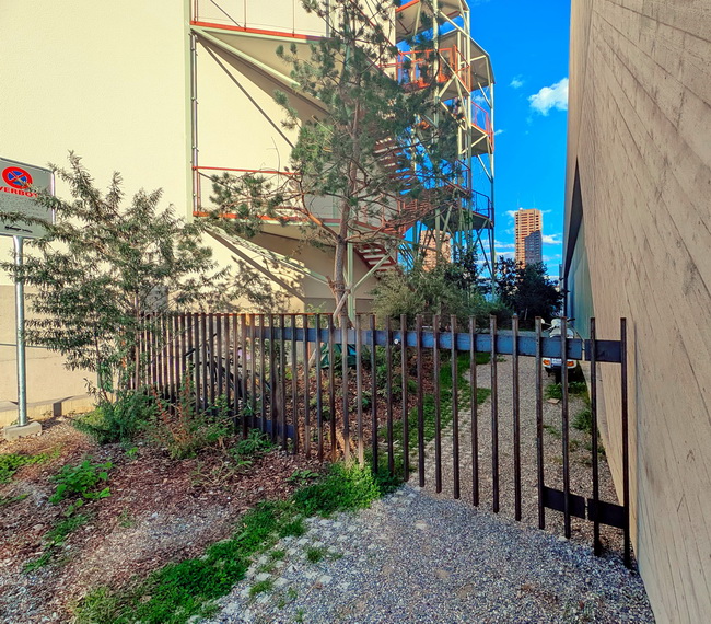 begehbare gruenflaechen gitterroste haus eber 11