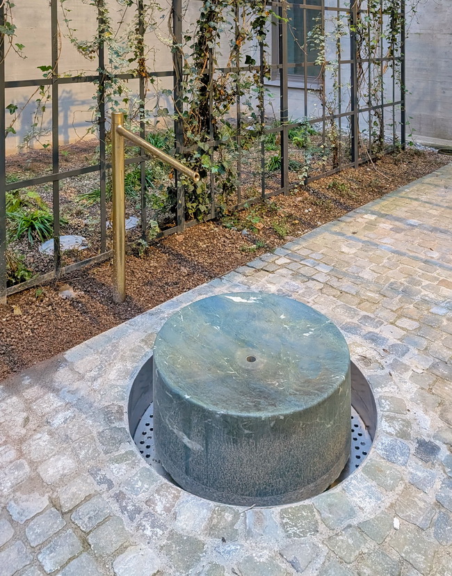 pergola rankgeruest innenhof kinderspital 04