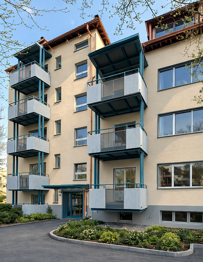 anbaubalkone und gelaender mit wellblech 05