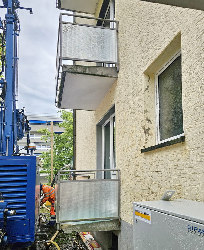 anbaubalkone und gelaender mit wellblech 09